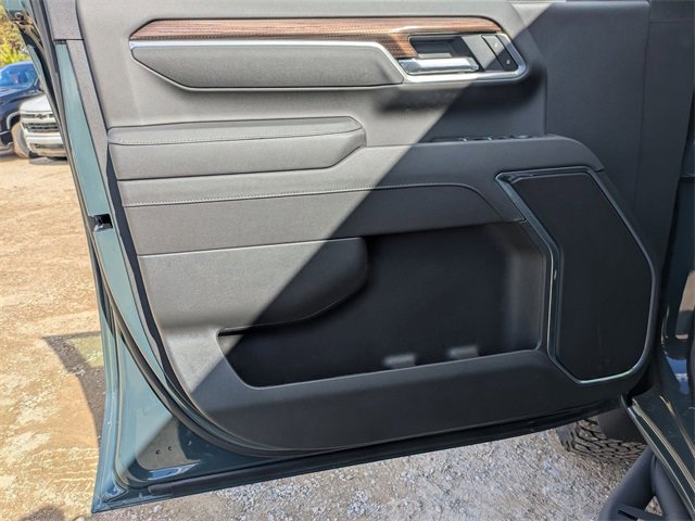 New 2026 Chevrolet Silverado 2500 LT w/ Trail Boss Package image 8