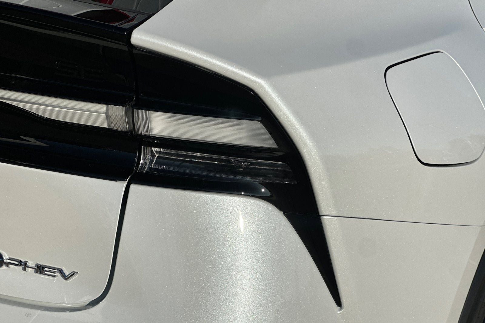 New 2026 Toyota Prius Plug-In Hybrid FWD image 32