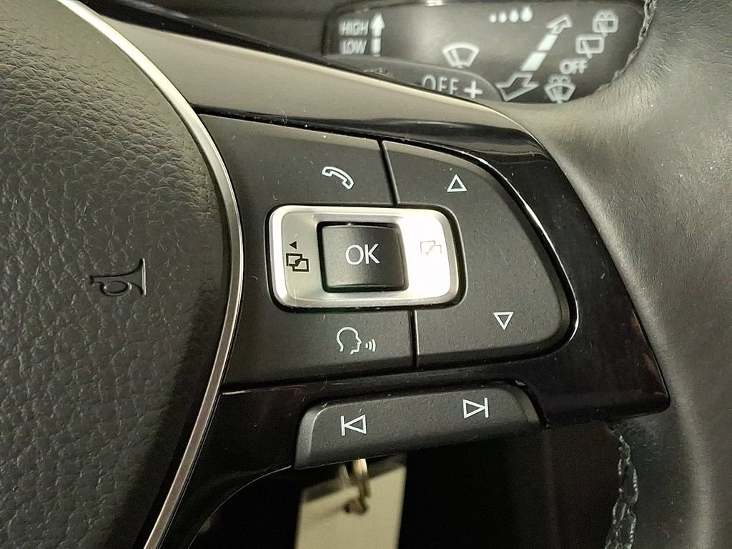 Used 2017 Volkswagen Golf Alltrack S AWD/4WD image 21