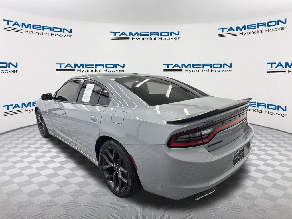 Used 2022 Dodge Charger SXT w/ Driver Convenience Group RWD image 3