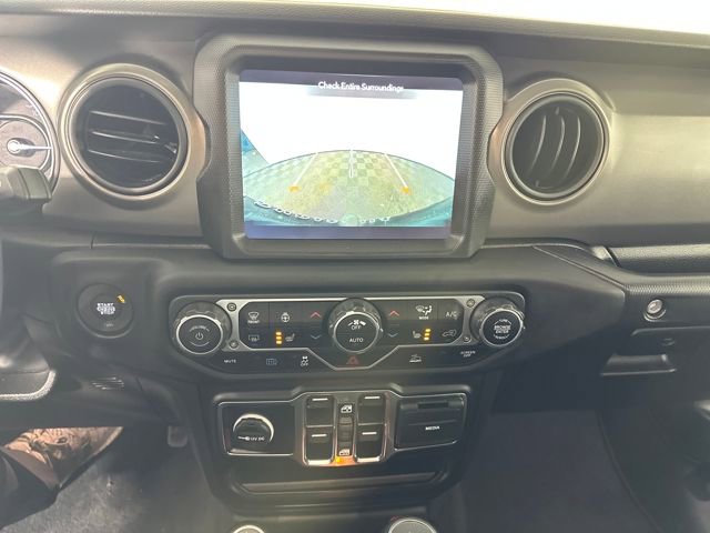 Used 2023 Jeep Wrangler Unlimited w/ Cold Weather Group image 22