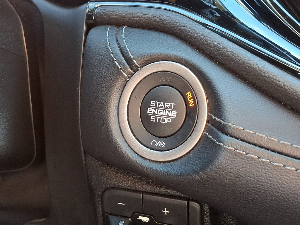 Used 2023 Dodge Durango SXT Launch Edition w/ SXT Blacktop Group AWD/4WD image 23