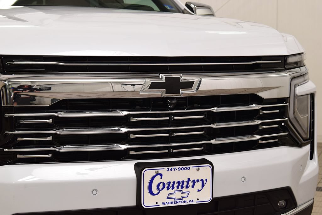 New 2026 Chevrolet Suburban Premier AWD/4WD image 11