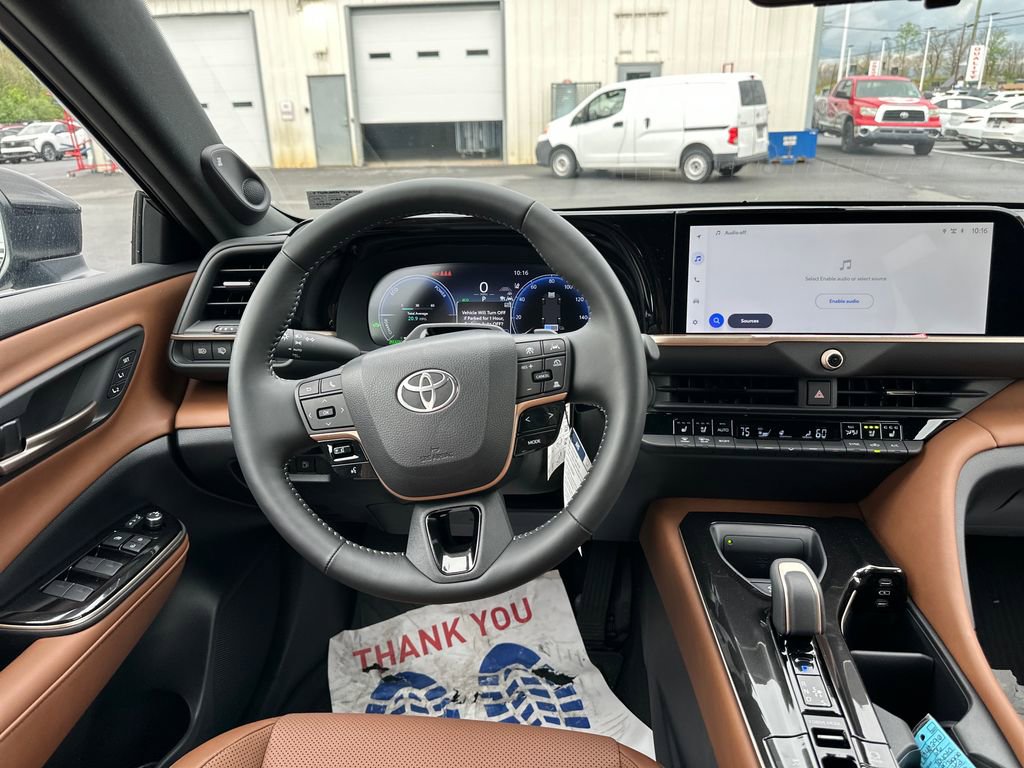 New 2026 Toyota Crown Signia AWD/4WD image 17
