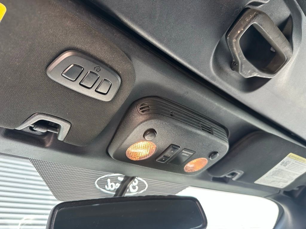 Used 2017 Ford Mustang Premium RWD image 33