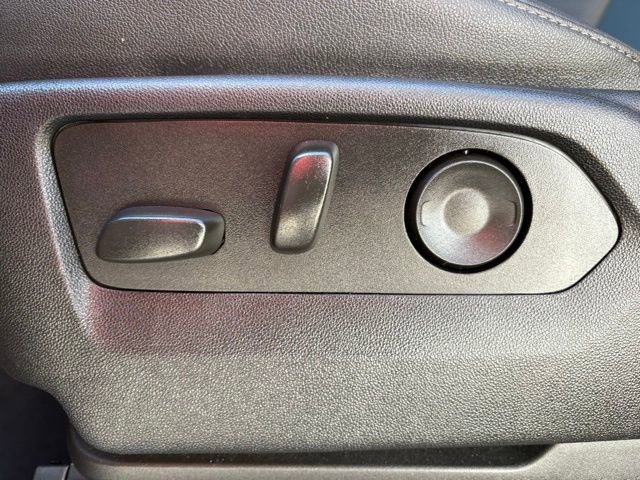 Used 2024 Chevrolet Tahoe Z71 image 26