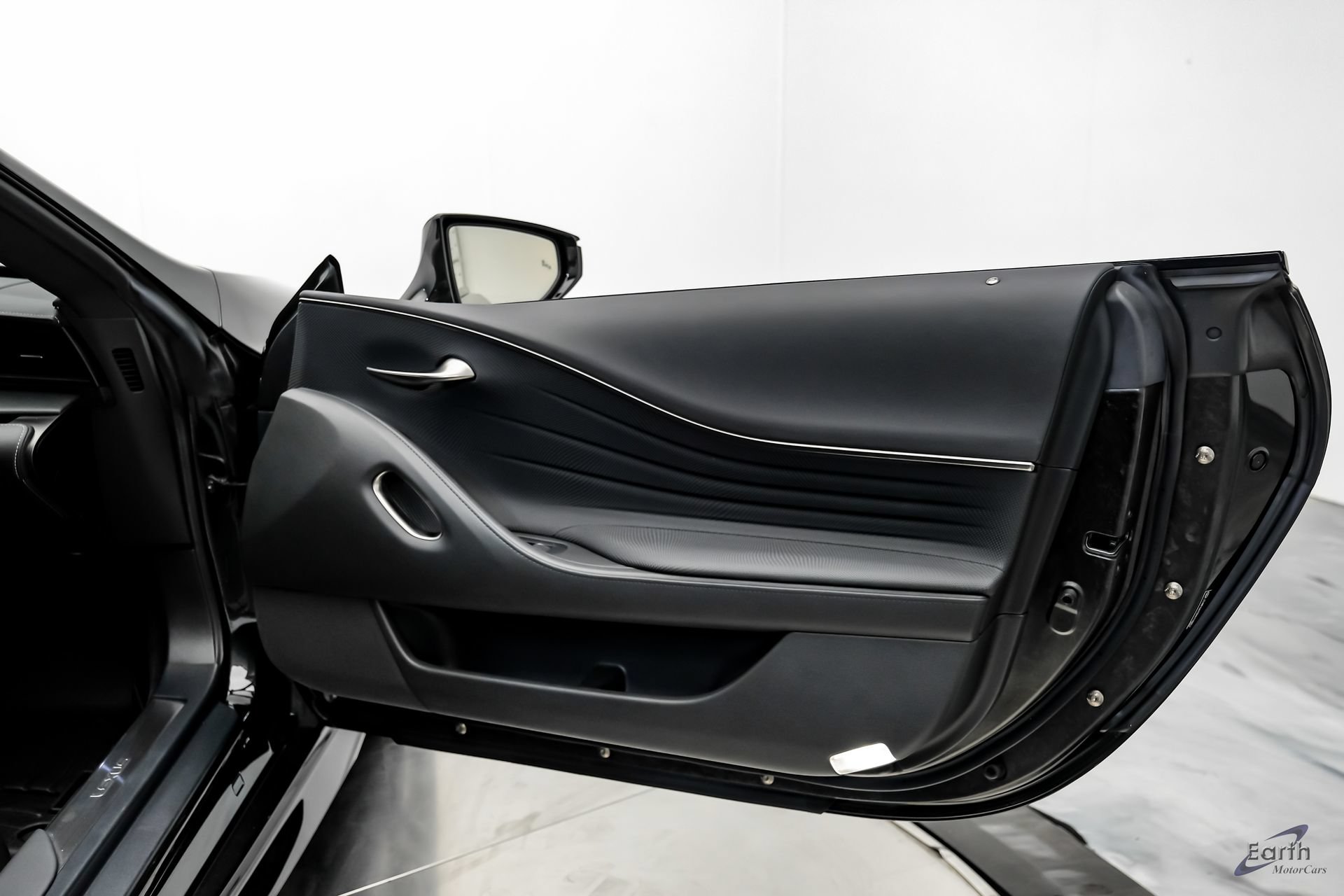 Used 2024 Lexus LC 500 Convertible w/ Touring Package RWD image 68