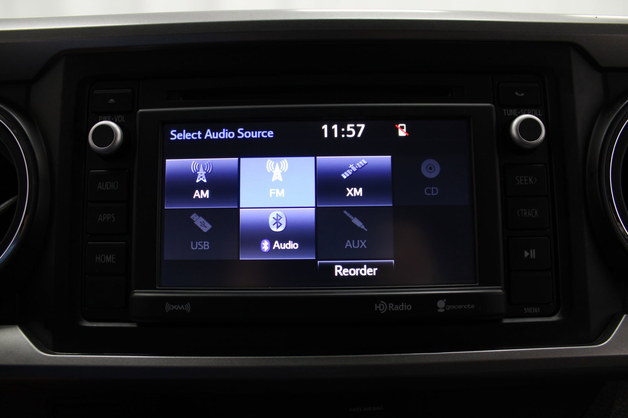 Used 2019 Toyota Tacoma SR5 AWD/4WD image 38