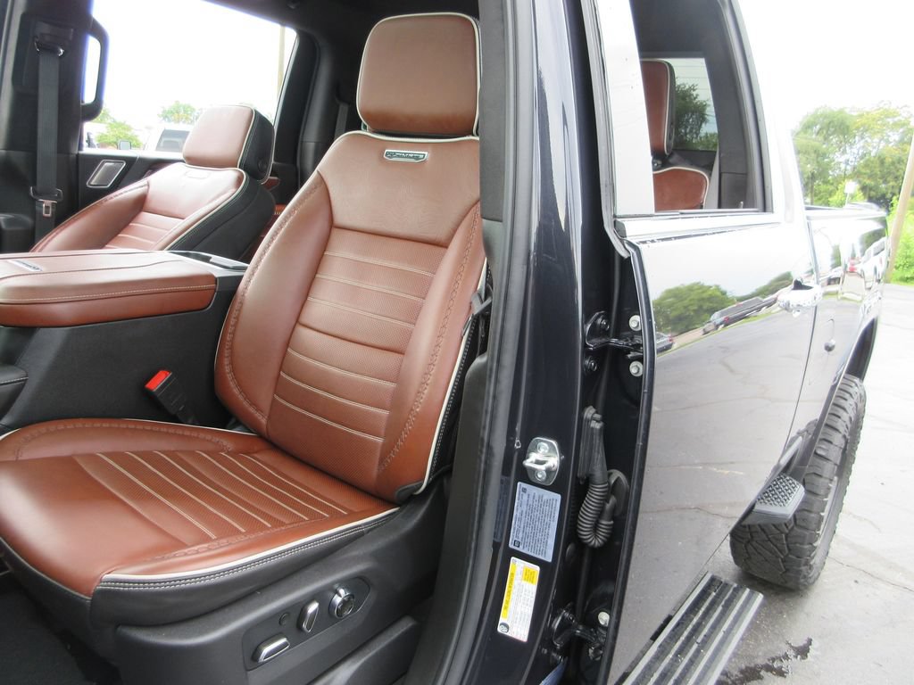Used 2026 GMC Sierra 2500 Denali Ultimate AWD/4WD image 25