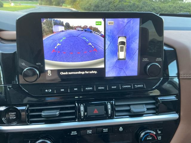 New 2025 Nissan Pathfinder Platinum image 23