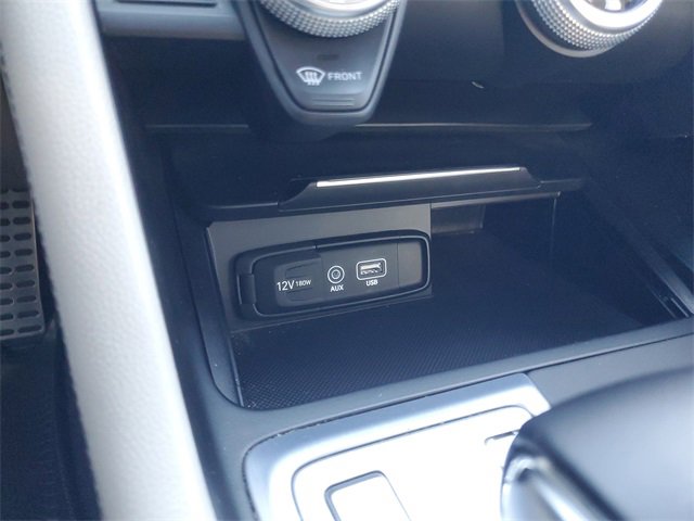 Used 2020 Genesis G70 3.3T image 22