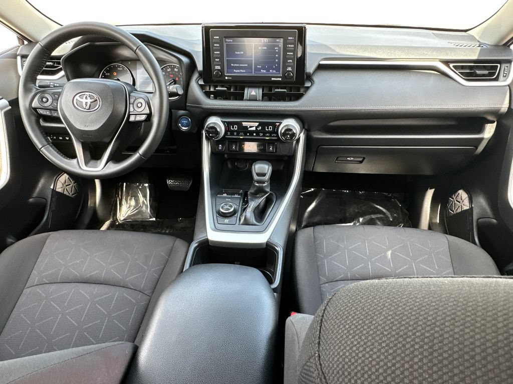 Used 2022 Toyota RAV4 XLE w/ Convenience Package AWD/4WD image 16