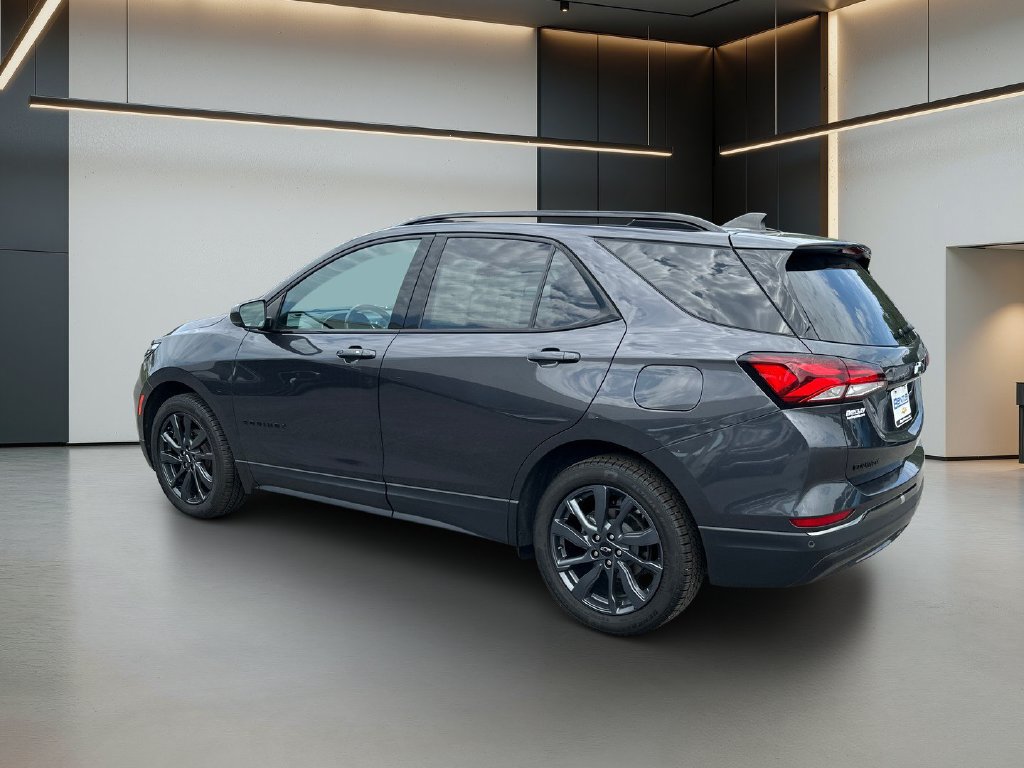 Used 2022 Chevrolet Equinox RS FWD image 3
