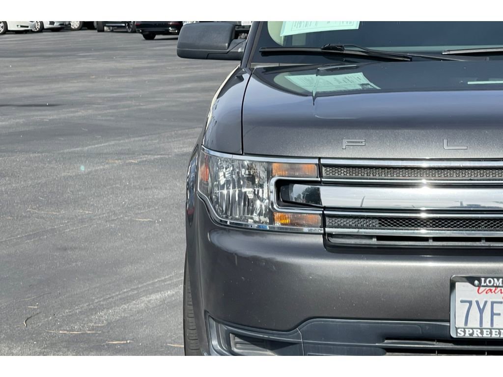Used 2017 Ford Flex SE image 11