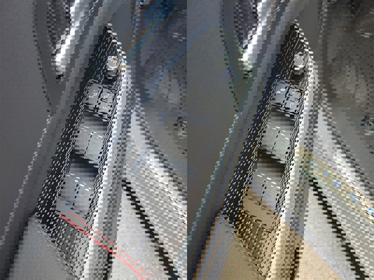 New 2026 Toyota Sienna XSE image 15