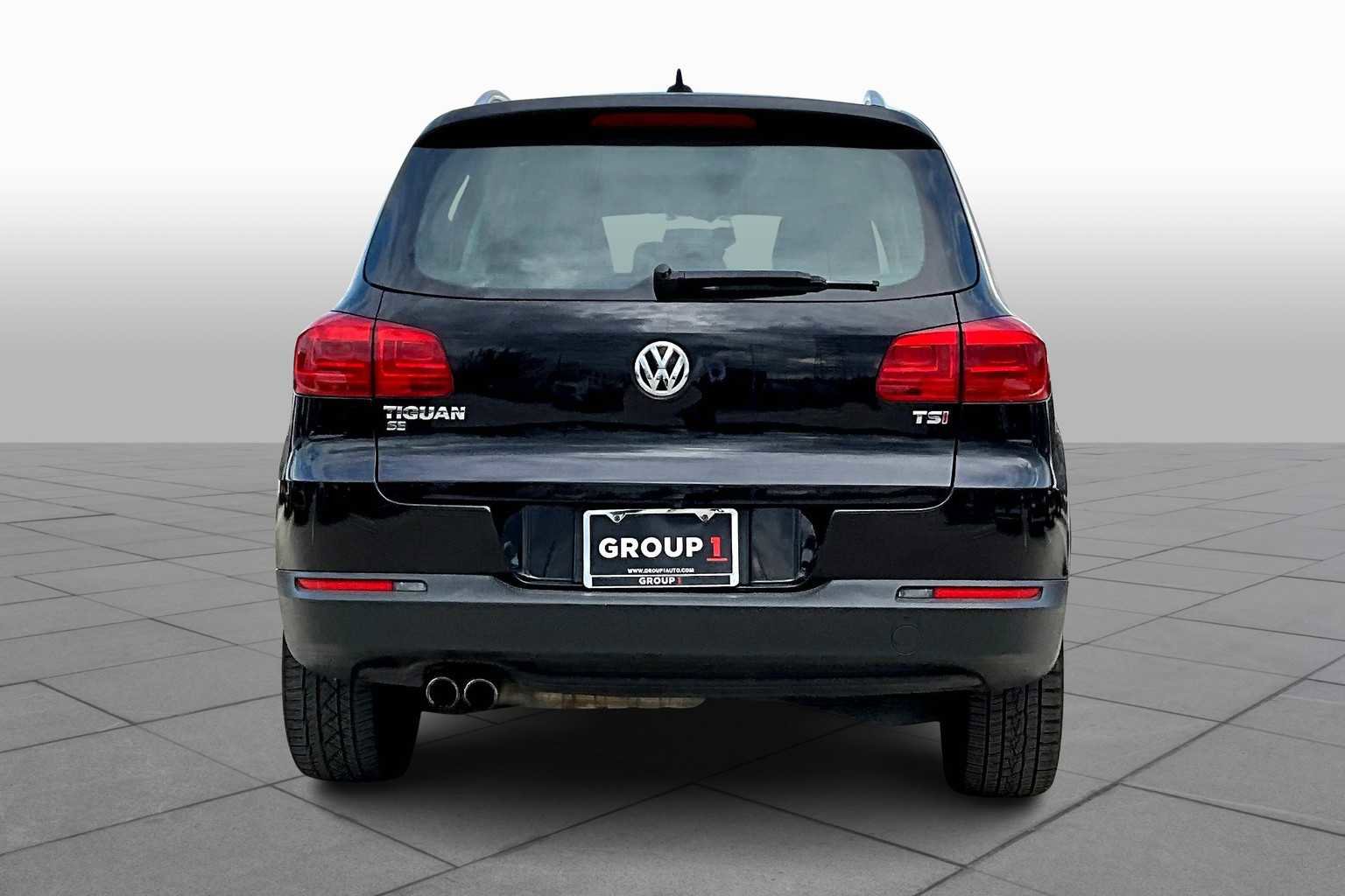 Used 2016 Volkswagen Tiguan SE image 5