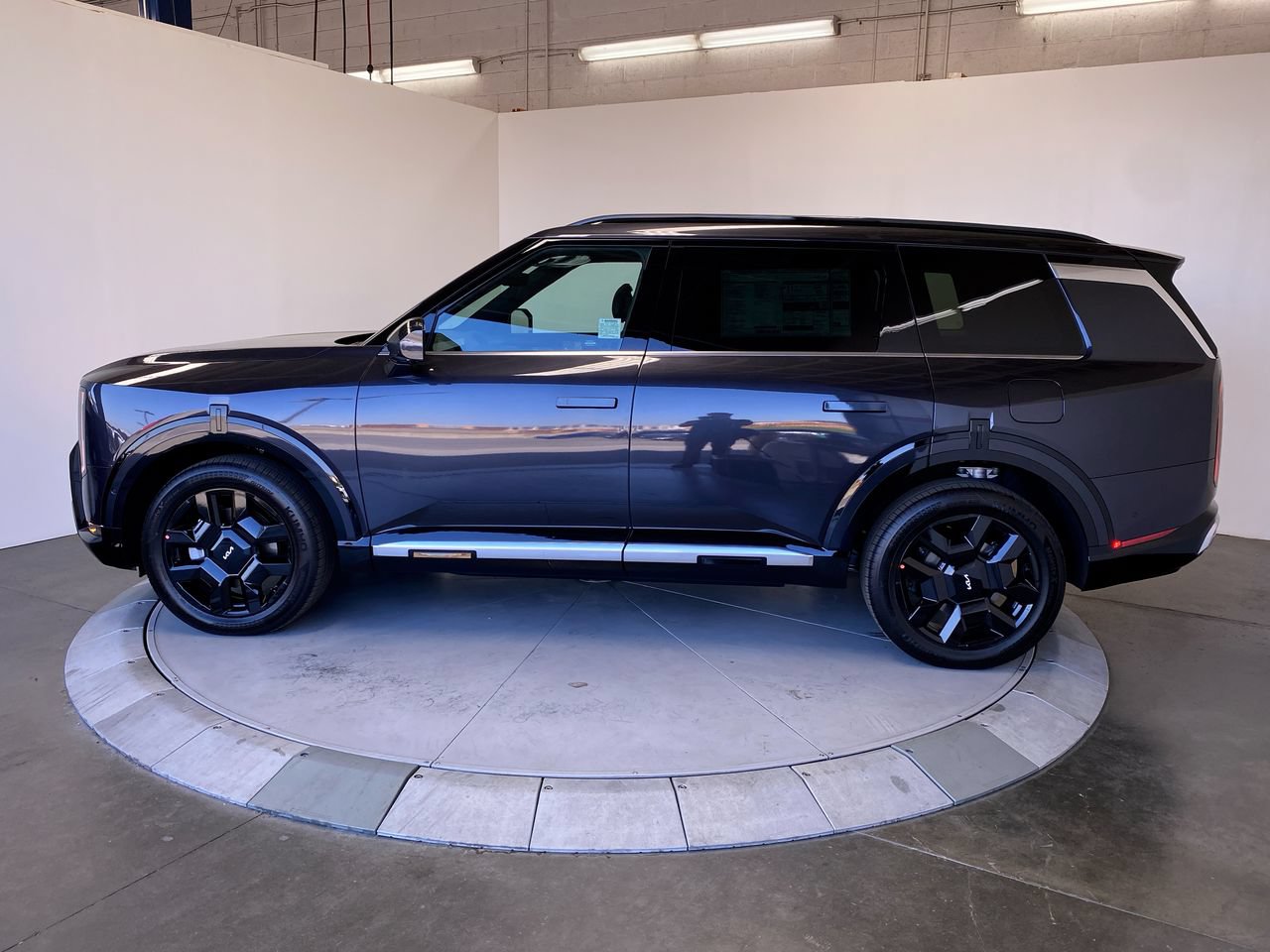 New 2027 Kia Telluride SX Prestige AWD/4WD image 2