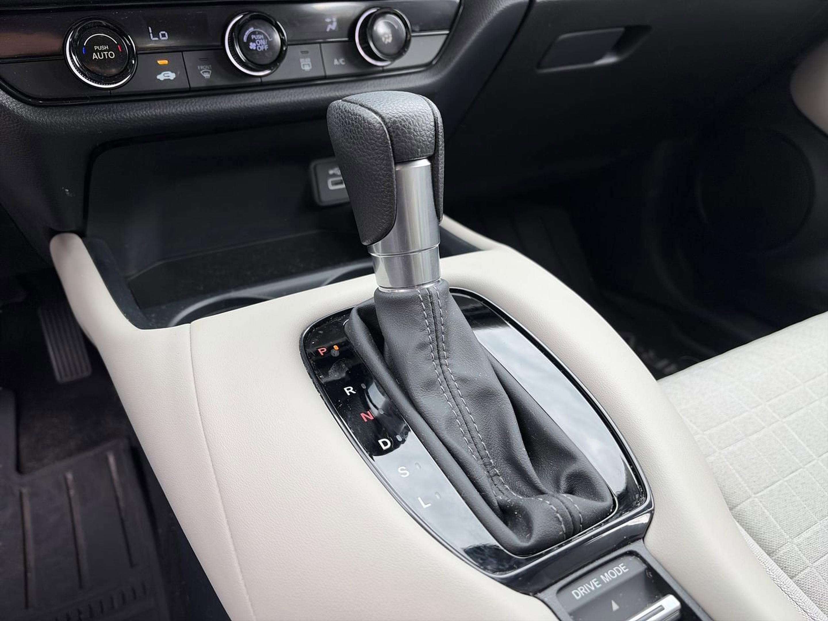 Certified 2023 Honda HR-V LX image 15