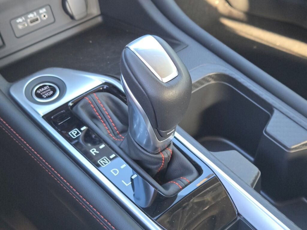 Used 2025 Nissan Sentra SR w/ SR Premium Package image 25