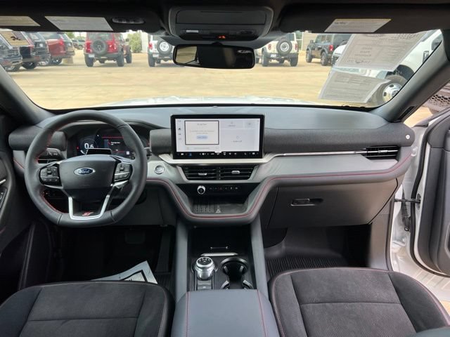 Used 2025 Ford Explorer ST RWD image 41