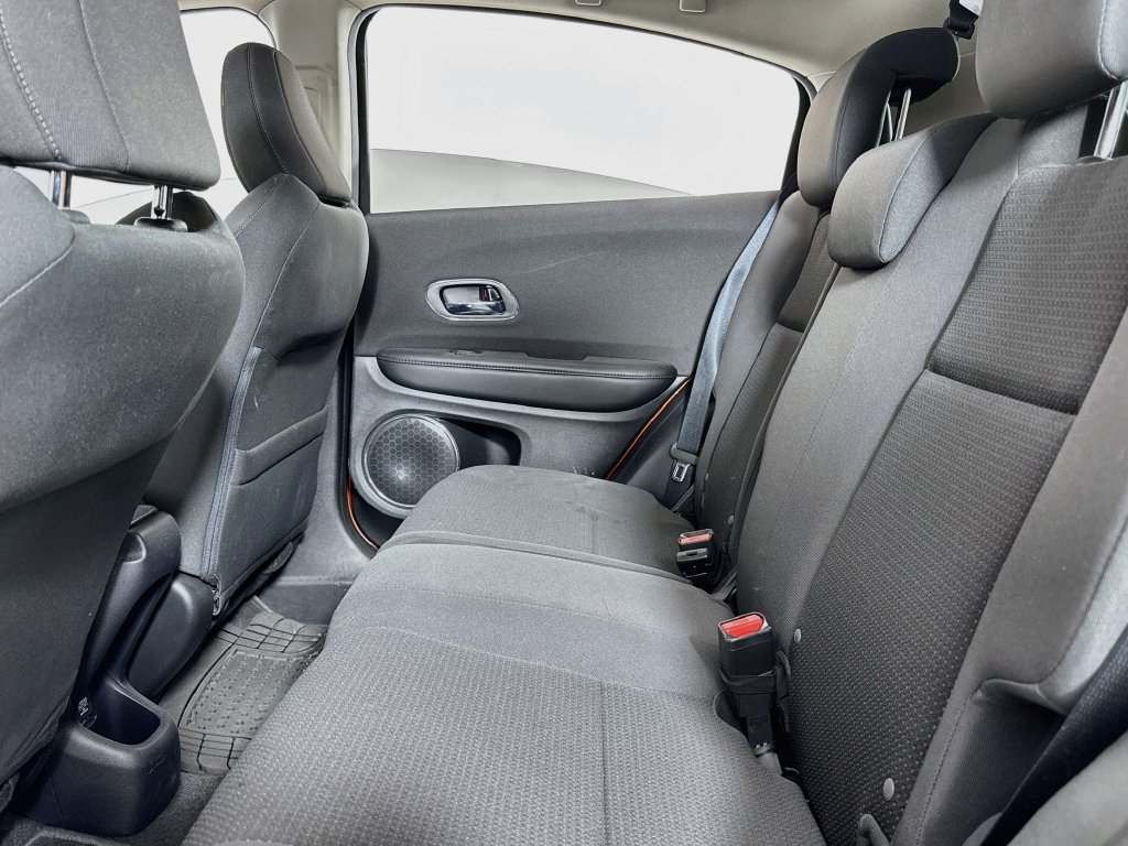 Used 2019 Honda HR-V EX image 11