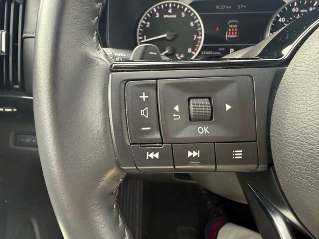 Used 2023 Nissan Pathfinder SV w/ Black Appearance Package AWD/4WD image 33