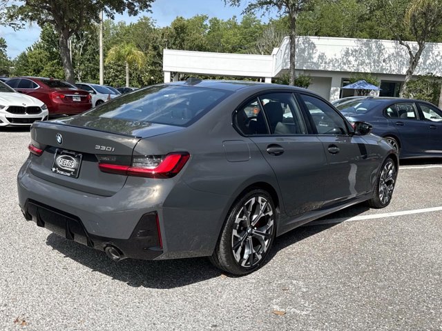 New 2026 BMW 330i Sedan w/ M Sport Package RWD image 3