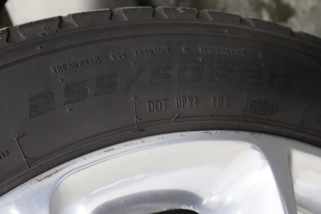 Used 2014 Ford Explorer XLT w/ Equipment Group 202A image 38