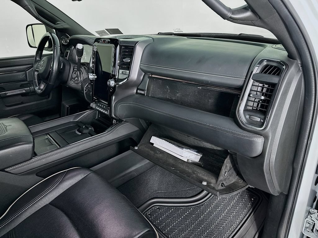 Used 2022 RAM 3500 Limited AWD/4WD image 29
