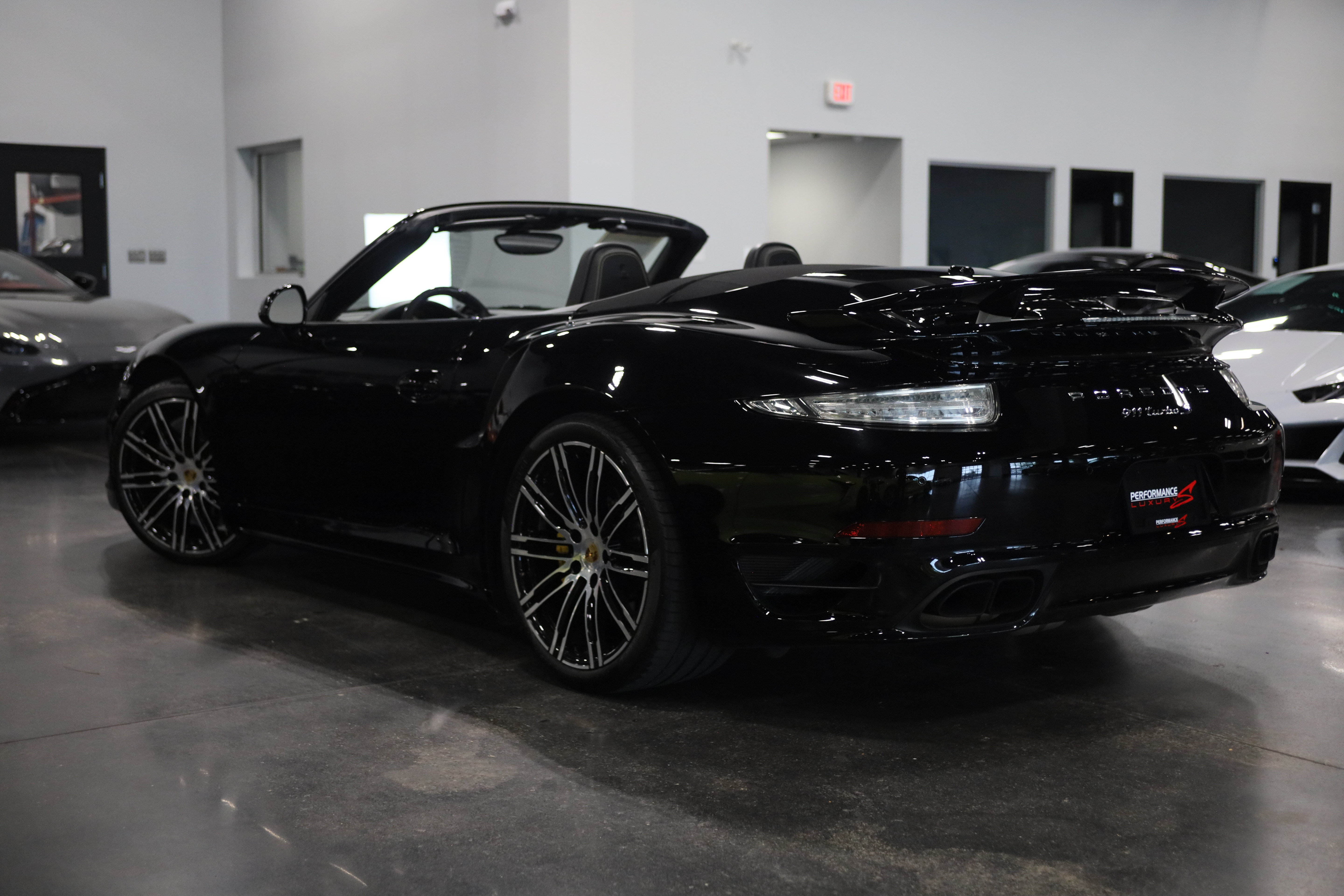 Used 2015 Porsche 911 Turbo S AWD/4WD image 5