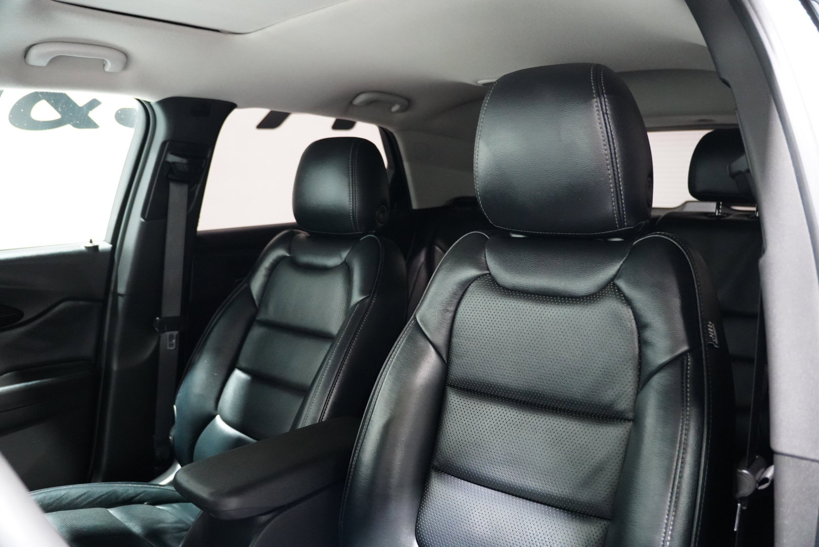 Used 2021 Chevrolet TrailBlazer LS image 15