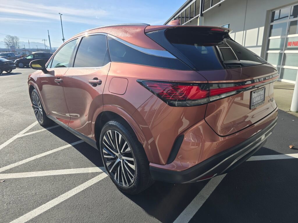 Used 2023 Lexus RX 350 w/ Accessory Package (Z1) image 7