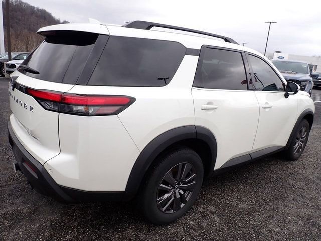 Used 2023 Nissan Pathfinder SV w/ SV Premium Package image 6