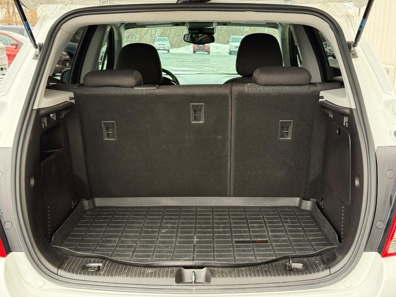 Used 2022 Chevrolet Trax LS w/ Tint and Cruise Package image 7