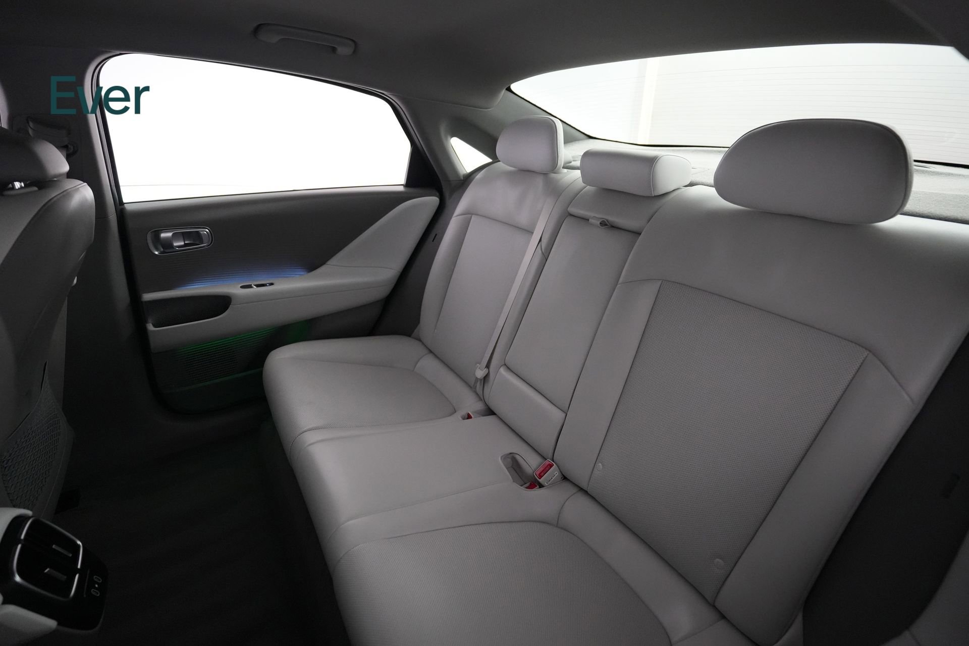 Used 2024 Hyundai Ioniq 6 SEL image 24