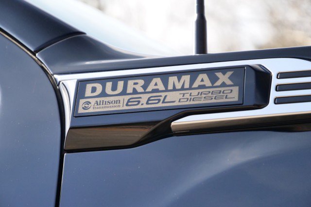 Used 2024 GMC Sierra 3500 SLE w/ SLE Convenience Package image 2