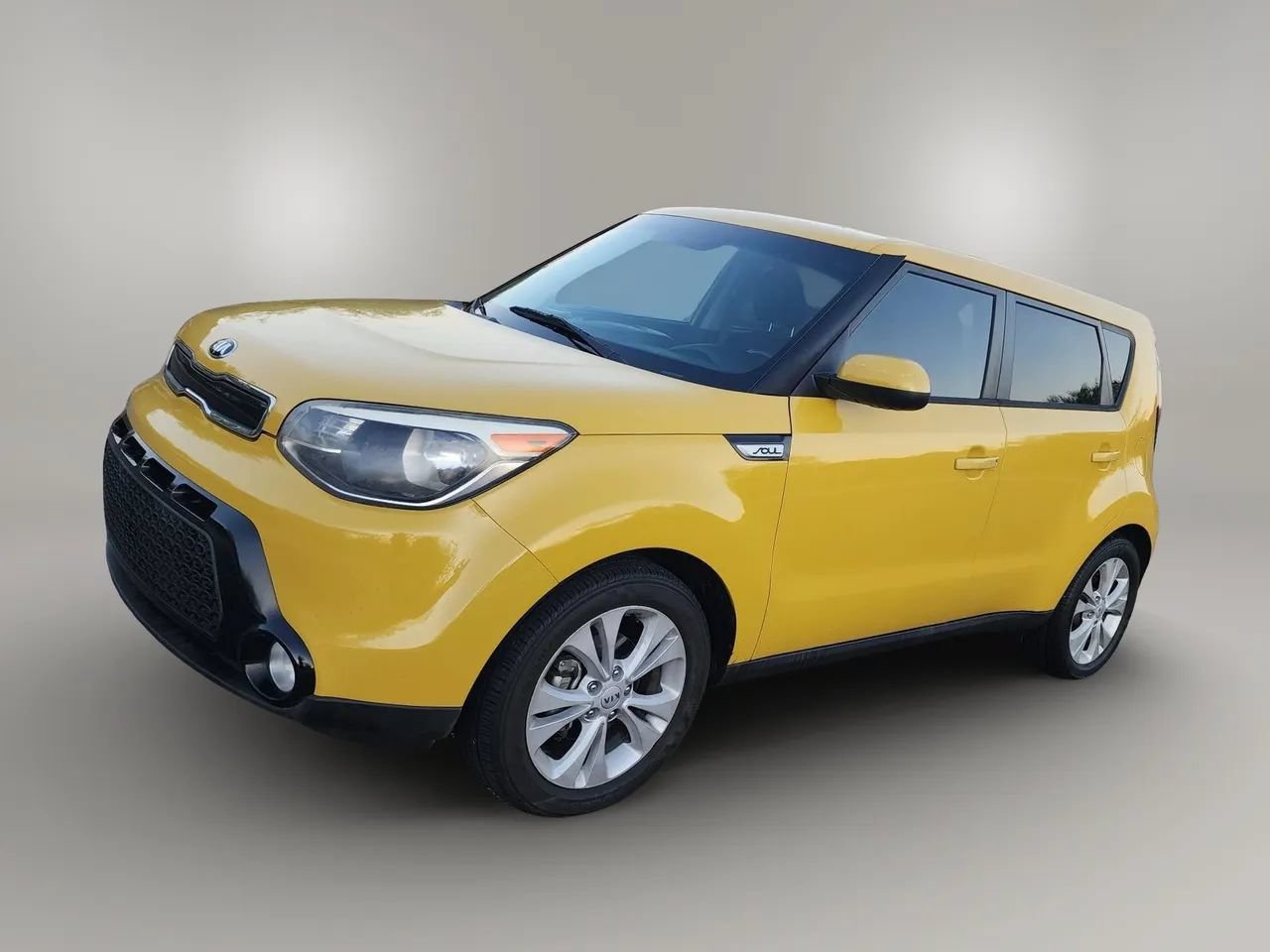 Used 2016 Kia Soul + FWD image 6