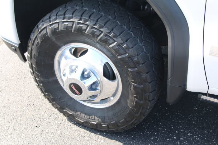 Used 2023 GMC Sierra 3500 Denali w/ Denali Ultimate Package image 11