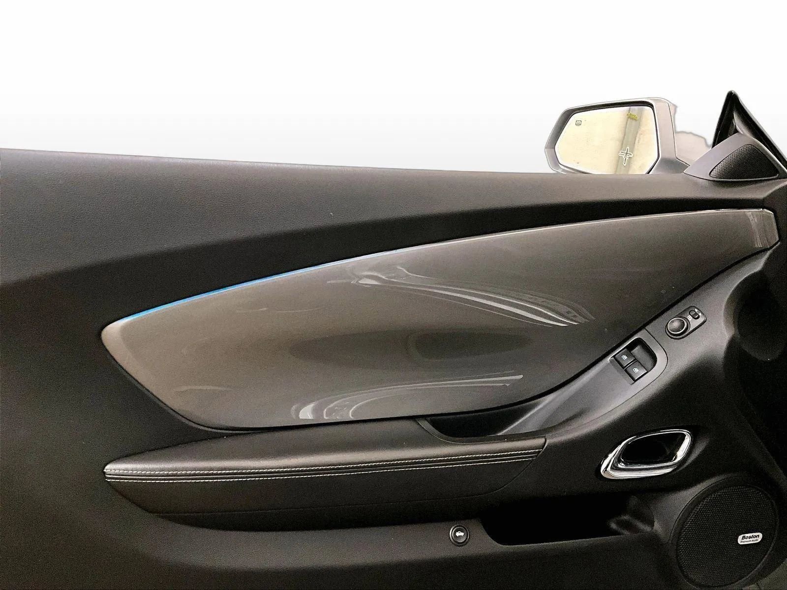 Used 2010 Chevrolet Camaro SS w/ RS Package image 23