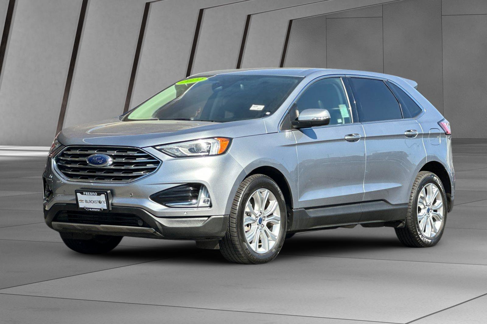 Used 2022 Ford Edge Titanium image 8