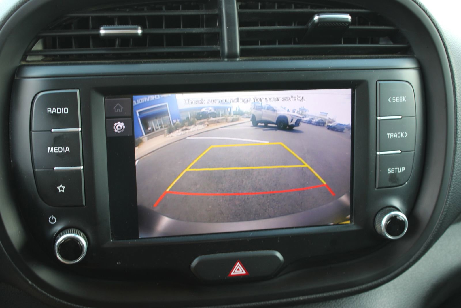 Used 2022 Kia Soul LX w/ Technology Package image 16