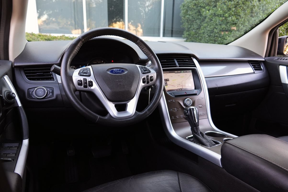 Used 2011 Ford Edge SEL w/ 202A Rapid Spec Order Code FWD image 5