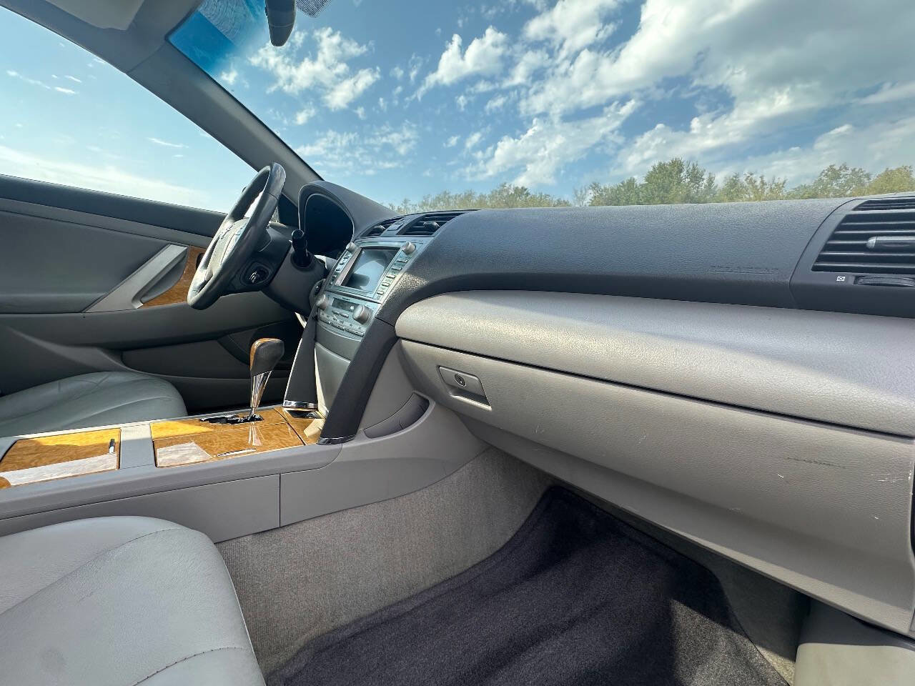 Used 2007 Toyota Camry XLE image 13