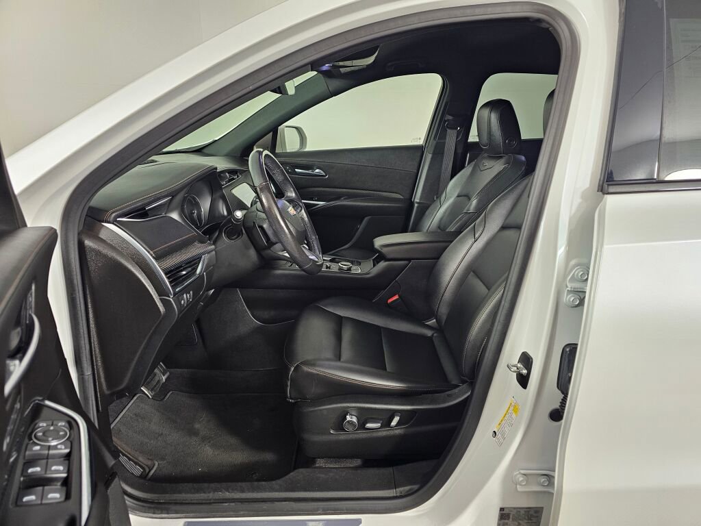 Used 2020 Cadillac XT4 Sport w/ Cold Weather Package image 20