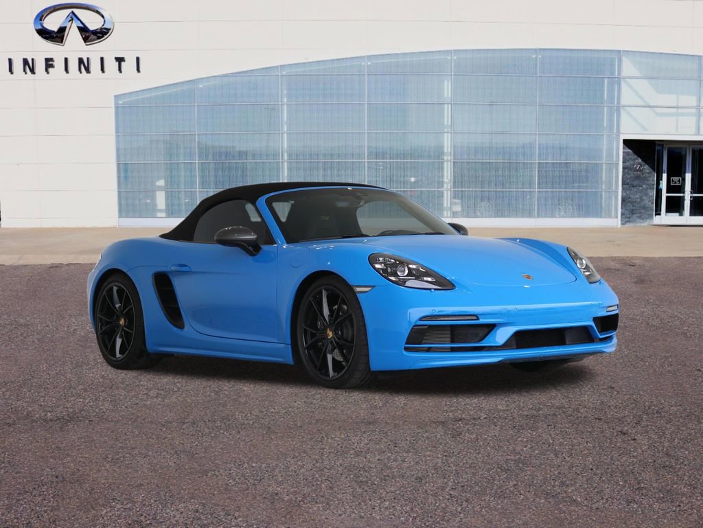 Used 2022 Porsche 718 Boxster RWD image 40