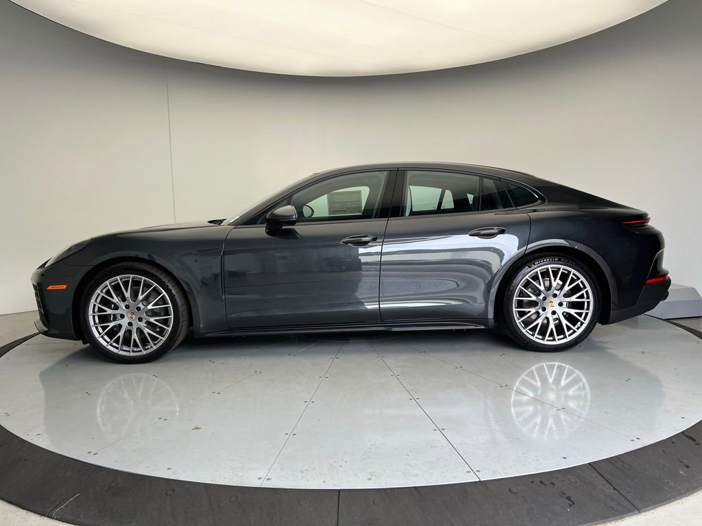 New 2025 Porsche Panamera image 2