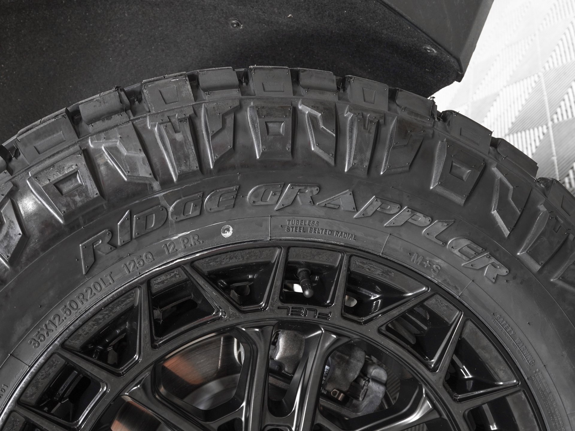 Used 2025 Chevrolet Tahoe Premier w/ Sun And Tow Package image 37