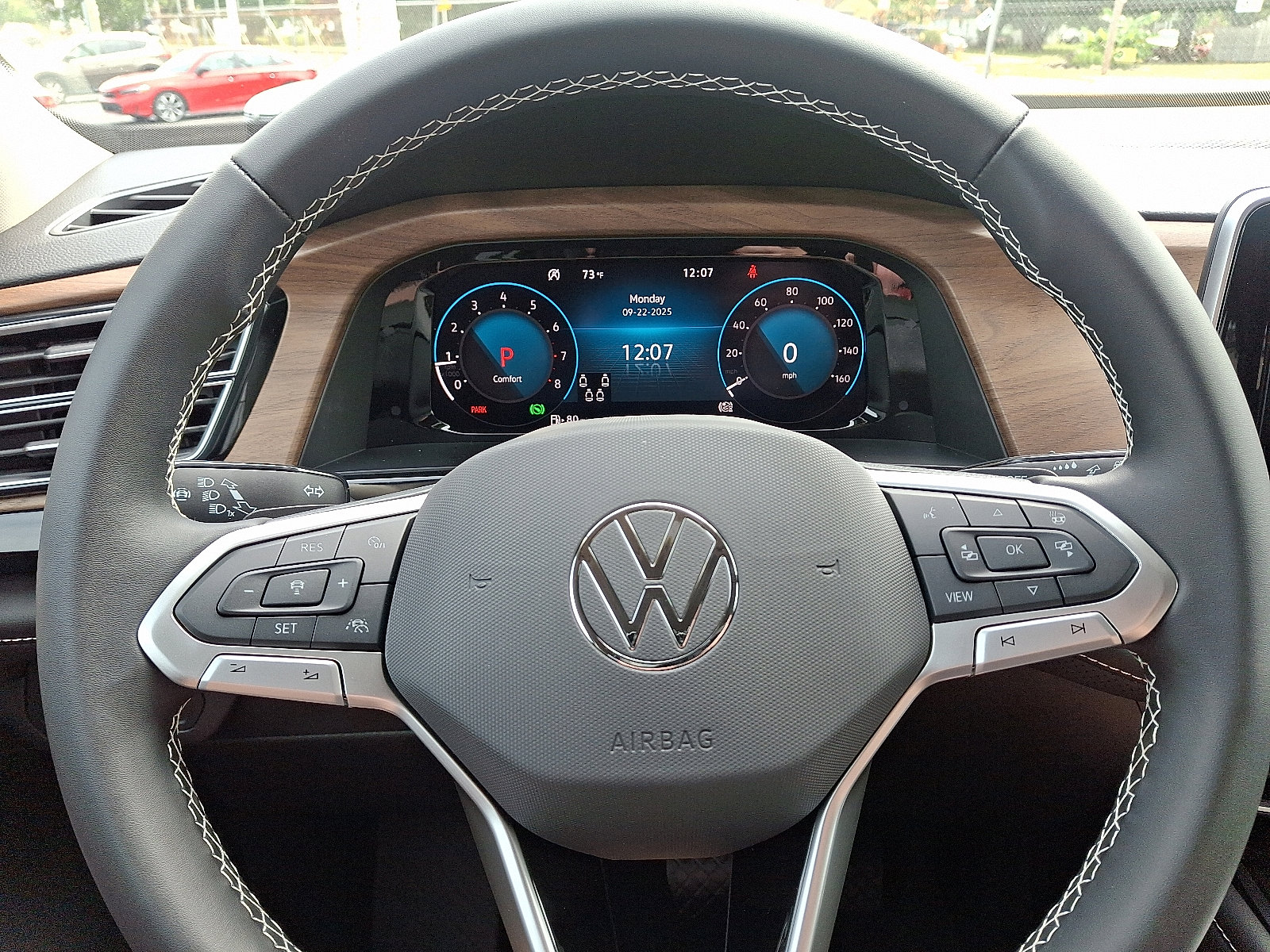 New 2026 Volkswagen Atlas SE image 14