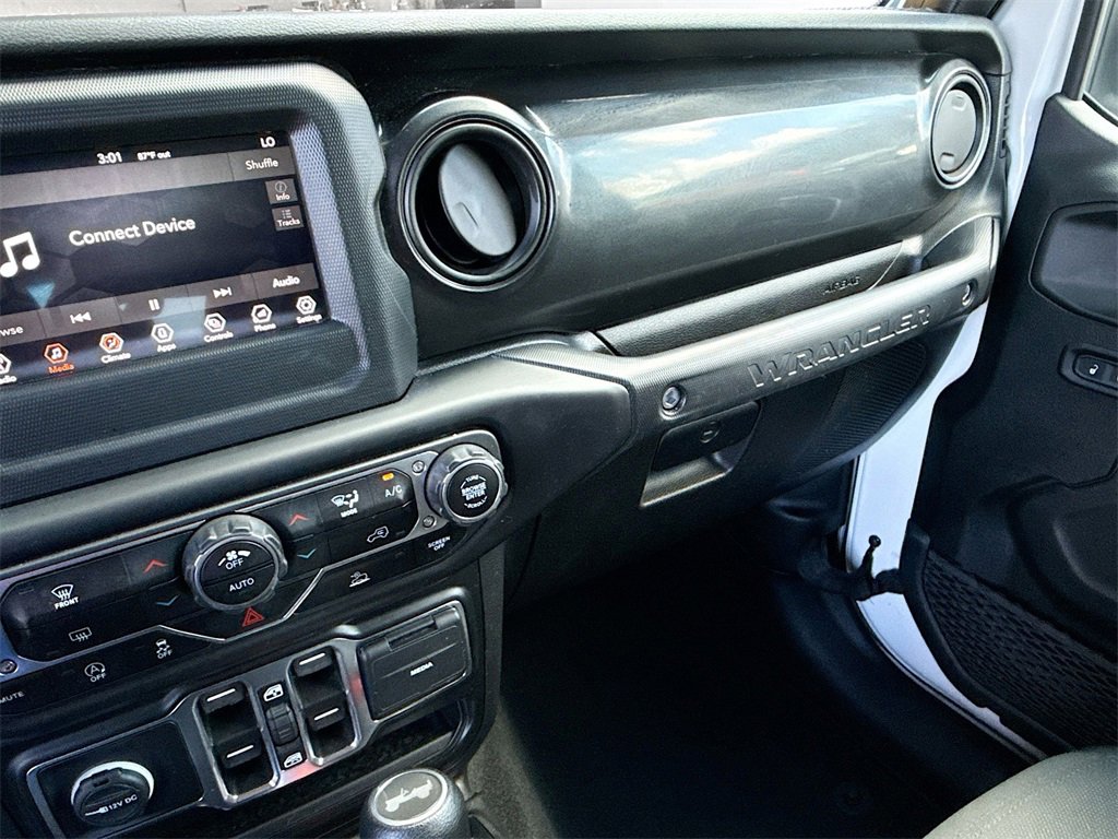 Used 2021 Jeep Wrangler Unlimited Sport image 24