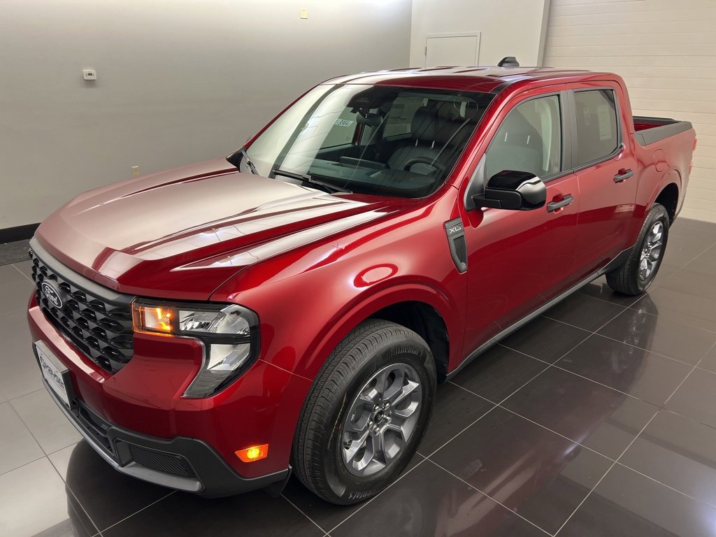 New 2025 Ford Maverick XLT w/ XLT Luxury Package image 3